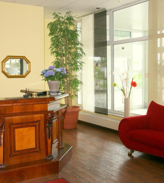 Atrium Hotel Crimmitschau Kültér fotó