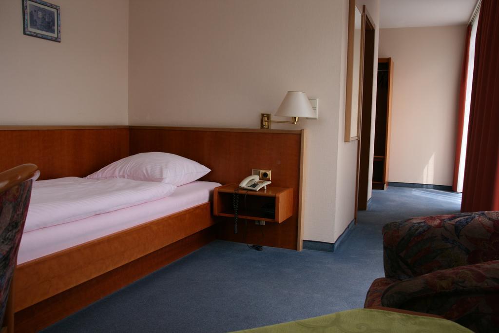 Atrium Hotel Crimmitschau Szoba fotó